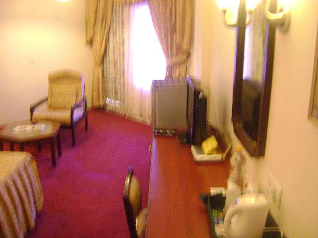 Manuelsons Malabar Palace Kozhikode Ngoại thất bức ảnh