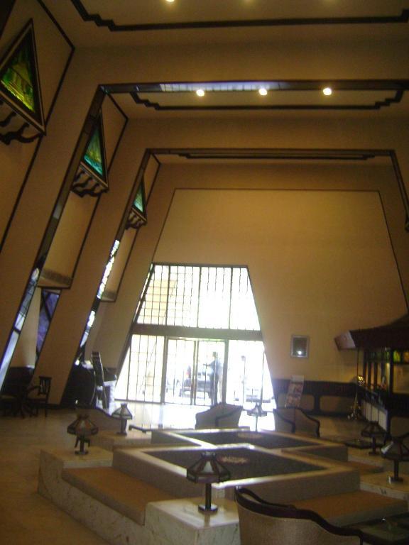 Manuelsons Malabar Palace Kozhikode Ngoại thất bức ảnh